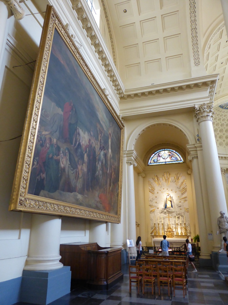 Painting and altar at the left side of the transept of the Église Saint-Jacques-sur-Coudenberg church