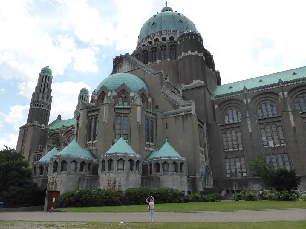 Miaomiao at the Basilique du Sacré-Coeur de Bruxelles church