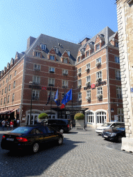Front of the Hotel Amigo at the Rue de l`Etuve street