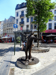Statue of Jacques Brel at the Place de la Vieille Halle aux Blés