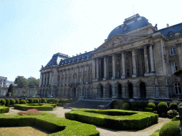 Front of the Royal Palace of Brussels at the Place des Palais square