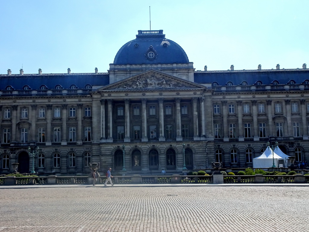 Front of the Royal Palace of Brussels at the Place des Palais square