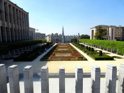 The Mont des Arts hill with the Equestrian statue of King Albert I, the Royal Library of Belgium and the Maison de la Dynastie building, and the tower of the Town Hall