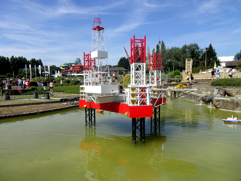 Scale model of a drilling platform at the Mini-Europe miniature park