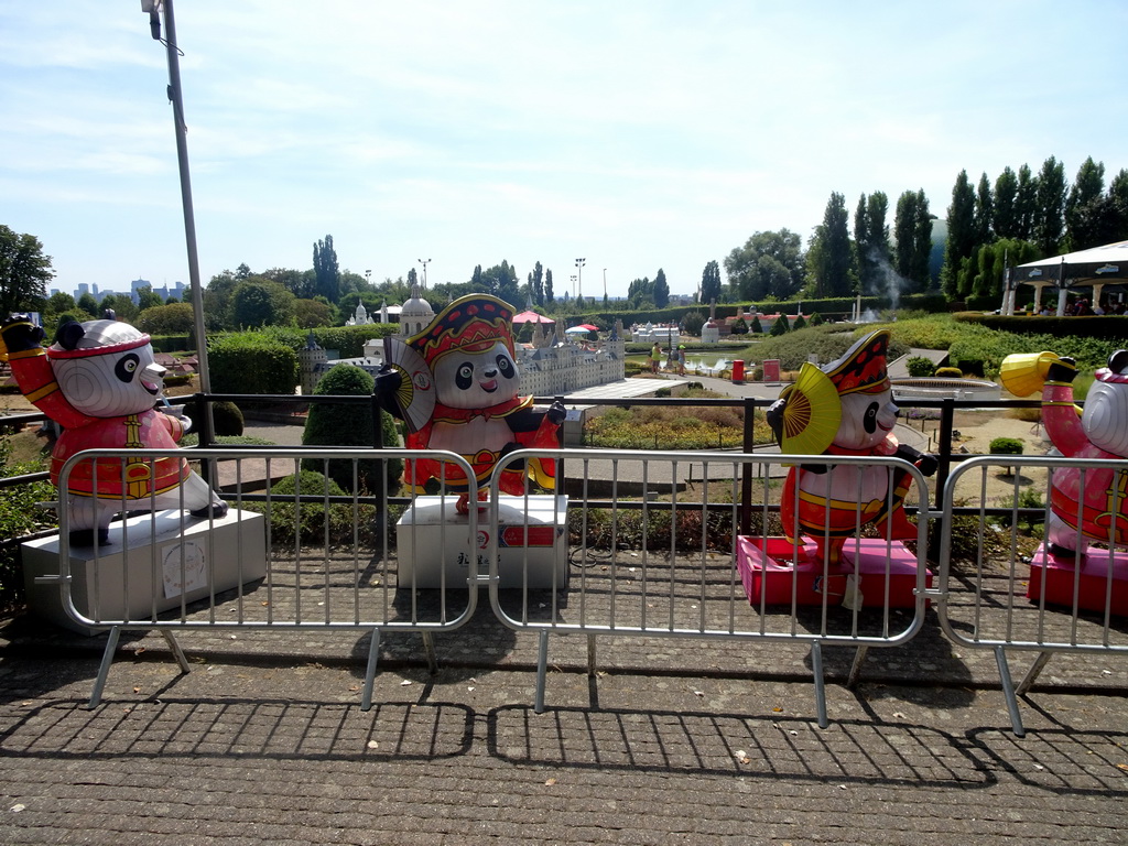 Giant Panda statues at the northeast side of the Mini-Europe miniature park