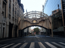 Pedestrian bridge over the Rue Belliard street, viewed from the car