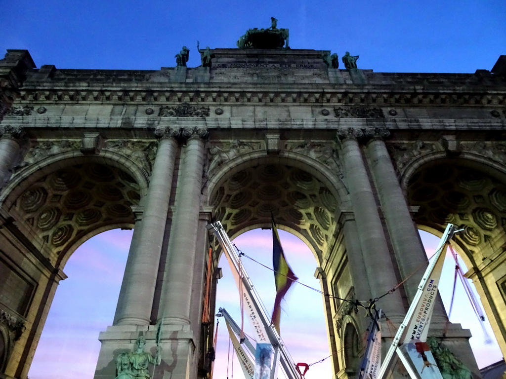 Back side of the Arcade du Cinquantenaire arch at the Cinquantenaire Park, by night