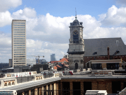 The city center with the Sablon Tower and the Église Saint-Jean-et-Étienne-aux-Minimes church, viewed from the Place Poelaert square