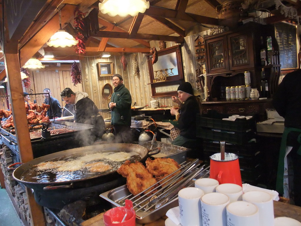 Food stand at the christmas market at Vörösmarty Tér square