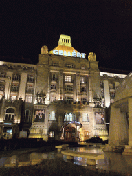 Front of Hotel Gellért, by night