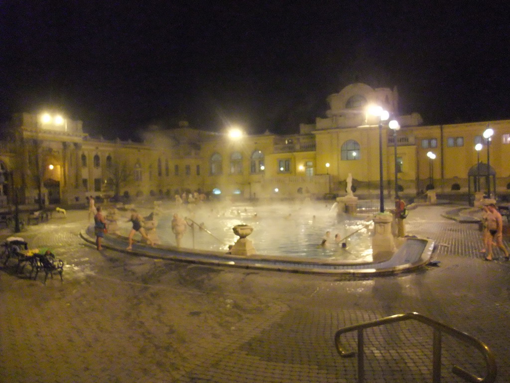 Swimming pool of the Széchenyi Medicinal Bath, by night