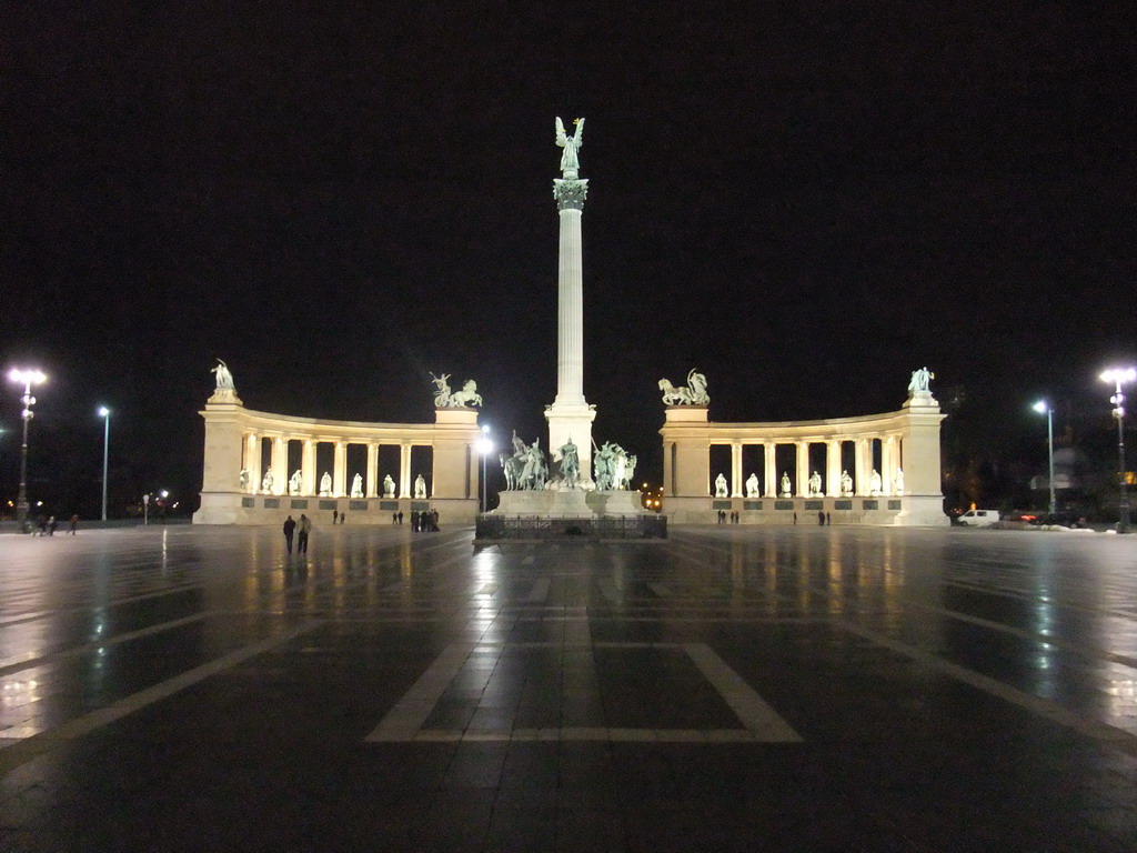 Heroes` Square with the Millennium Monument, by night