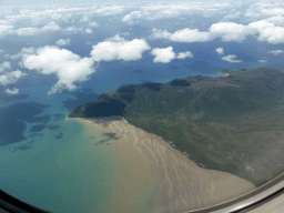 Coastline east of the Rocky Island and the Yarrabah Beach, viewed from the airplane to Sydney