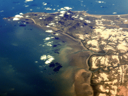 Cleveland Bay and Cape Cleveland, viewed from the airplane to Sydney