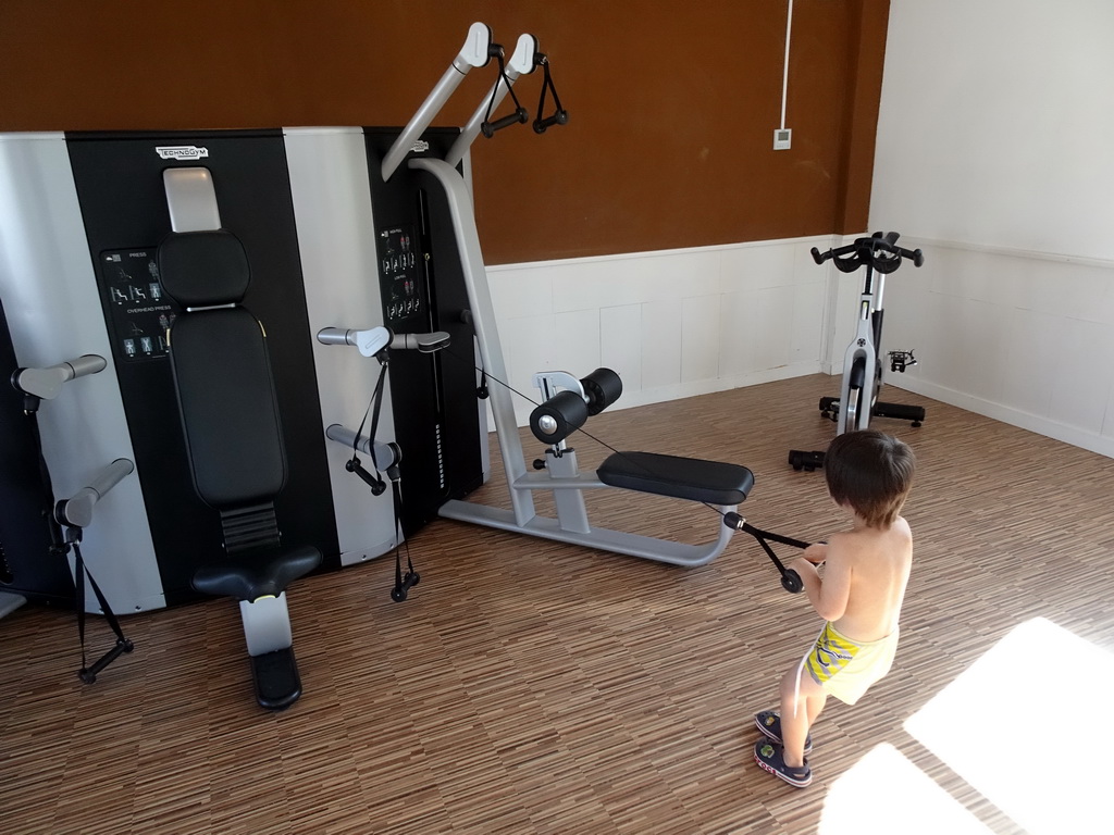 Max at the fitness room at the Prinsotel Alba Hotel Apartamentos