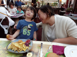 Miaomiao and Max having dinner at the La Bodega restaurant