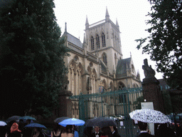 St. John`s College Chapel, with students standing in line for the May Ball