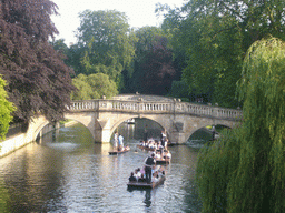 Punt boats in the Cam river, from the Garret Hostel Lane