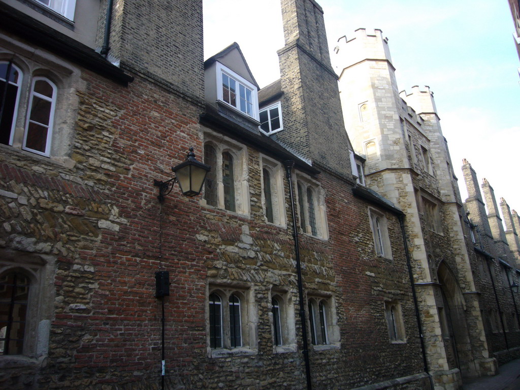 South entrance to Trinity College, at Trinity Lane