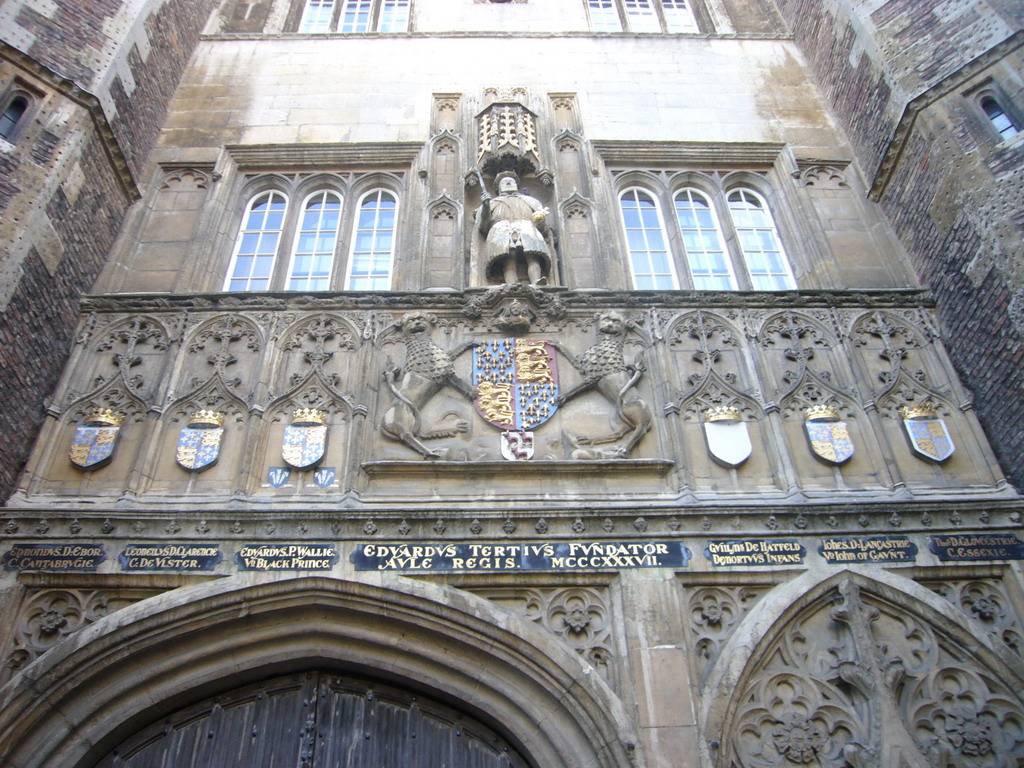 Middle part of the Great Gate of Trinity College, with the statue of Henry VIII