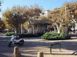 Carousel at the La Pantiero street, viewed from the Cannes tourist train