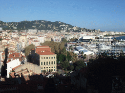 The Cannes harbour and the Palais des Festivals et des Congrès, viewed from the Place de la Castre viewing point