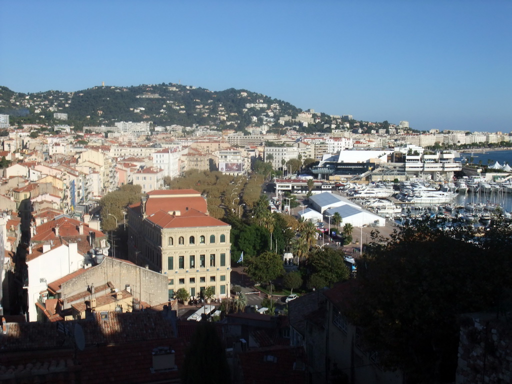 The Cannes harbour and the Palais des Festivals et des Congrès, viewed from the Place de la Castre viewing point