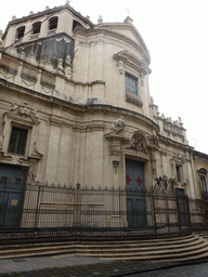 Front of the Chiesa di San Giuliano church at the Via dei Crociferi street