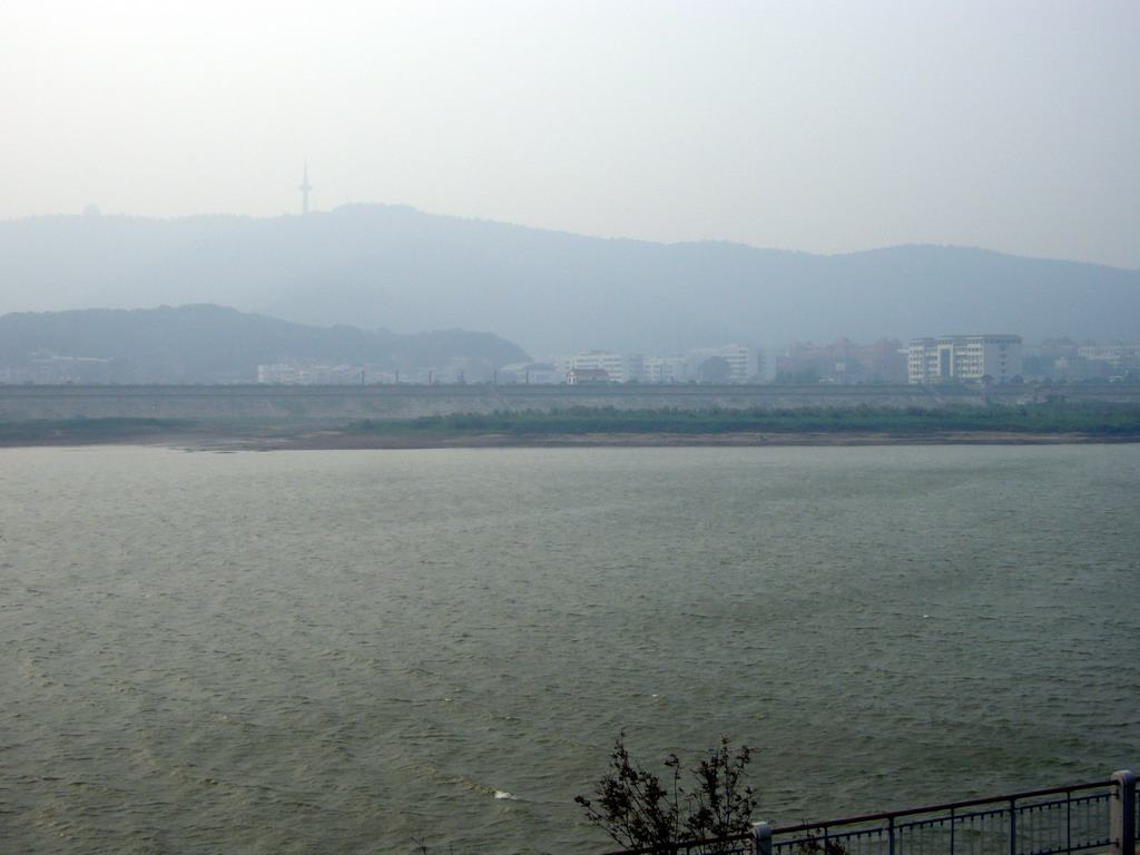 West side of Changsha, from Juzi Island