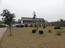 Garden on the right side of the Yongqing Temple