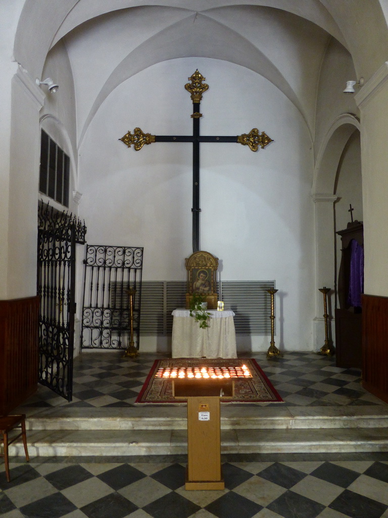 Side altar with cross at the Chiesa di San Giovanni Battista church at Riomaggiore