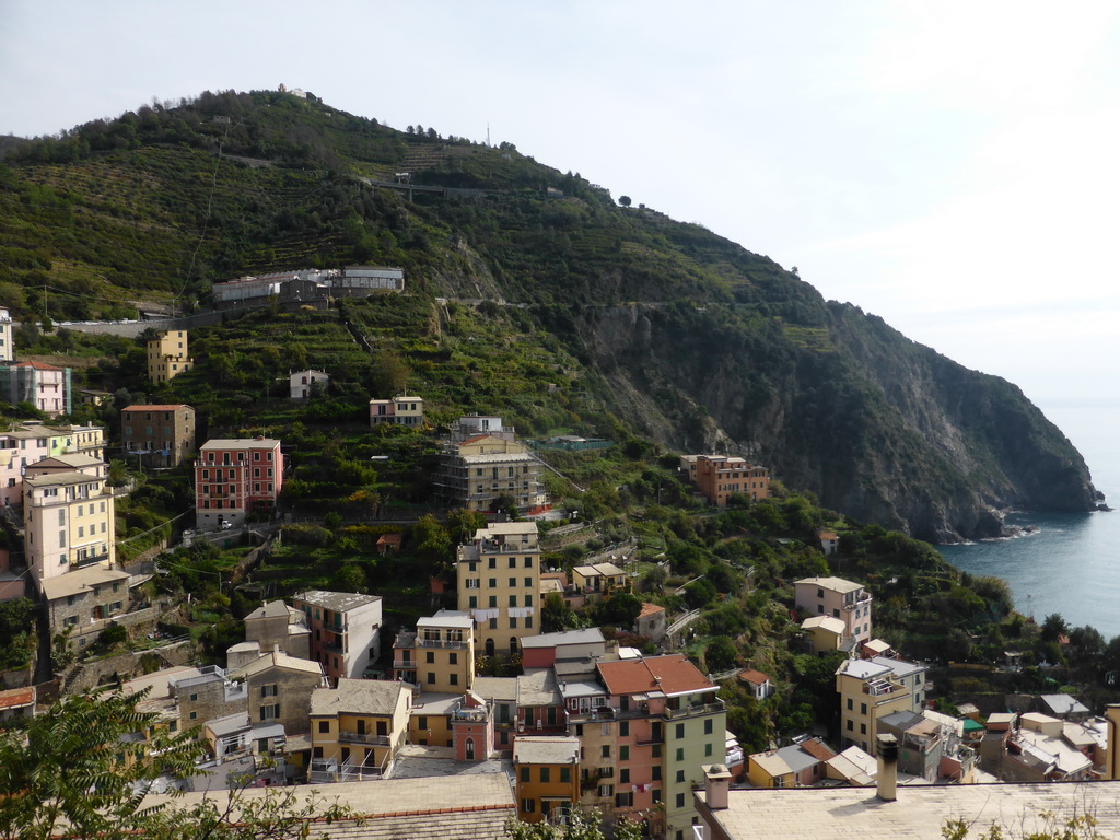 The upper side of the town, viewed from the Riomaggiore Castle