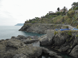 The harbour of Manarola, the Punta Bonfiglio hill and the Via dei Giovani path to Corniglia