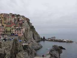 Manarola and its harbour, viewed from the Via dei Giovani path to Corniglia