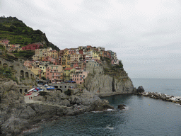 Manarola and its harbour, viewed from the Via dei Giovani path to Corniglia