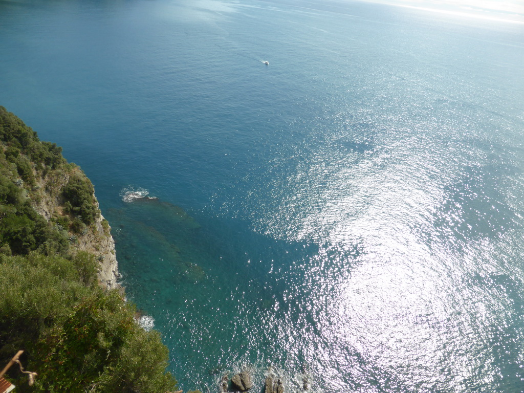 Cliff under the square behind the Oratory of San Caterina at Corniglia