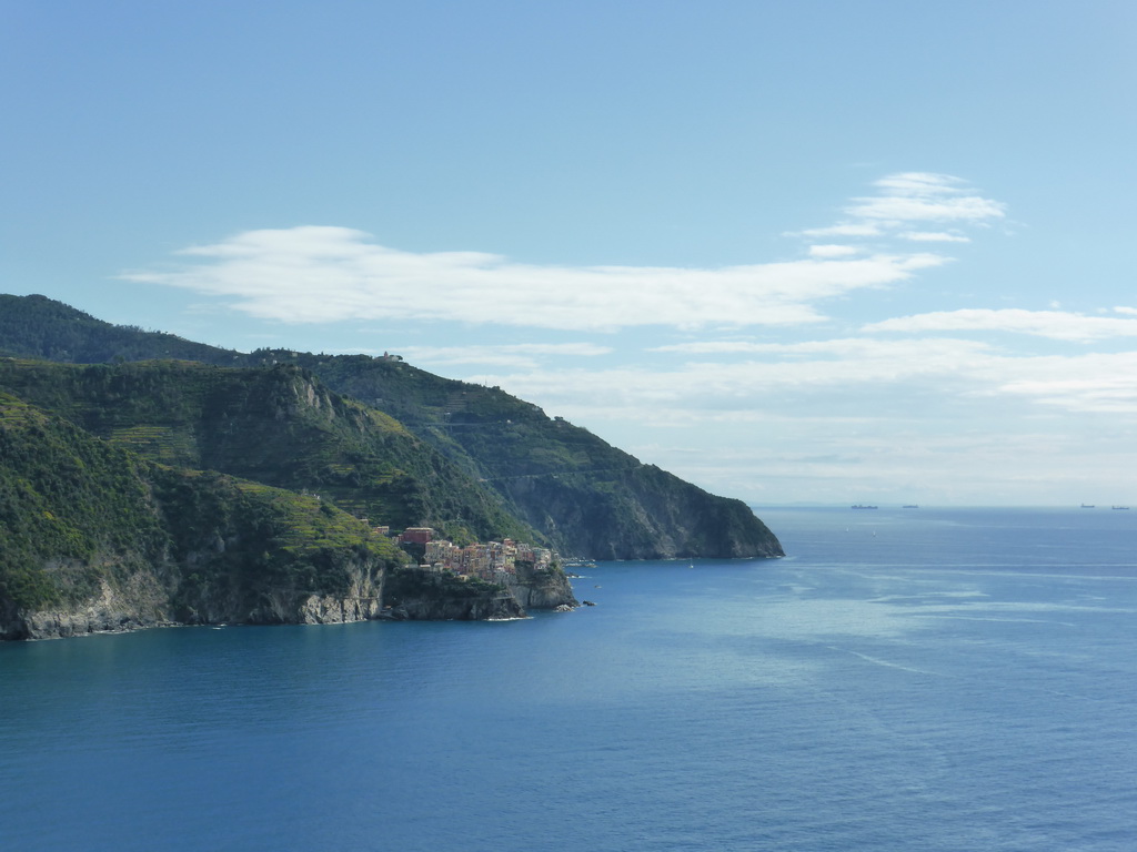 Manarola, viewed from the Santa Maria Belvedere viewing point at Corniglia