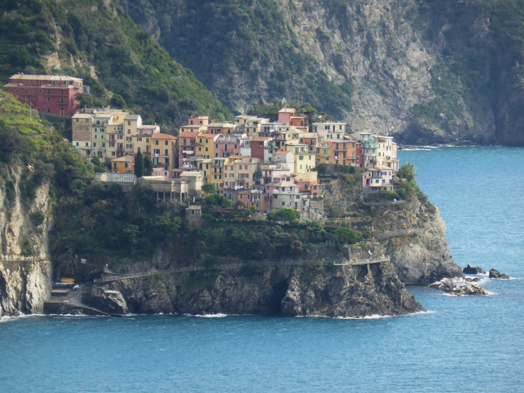 Manarola, viewed from the path from Corniglia to Manarola