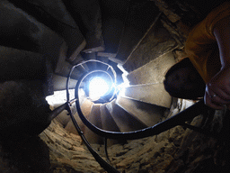 Miaomiao at the staircase of the tower of the Doria Castle at Vernazza