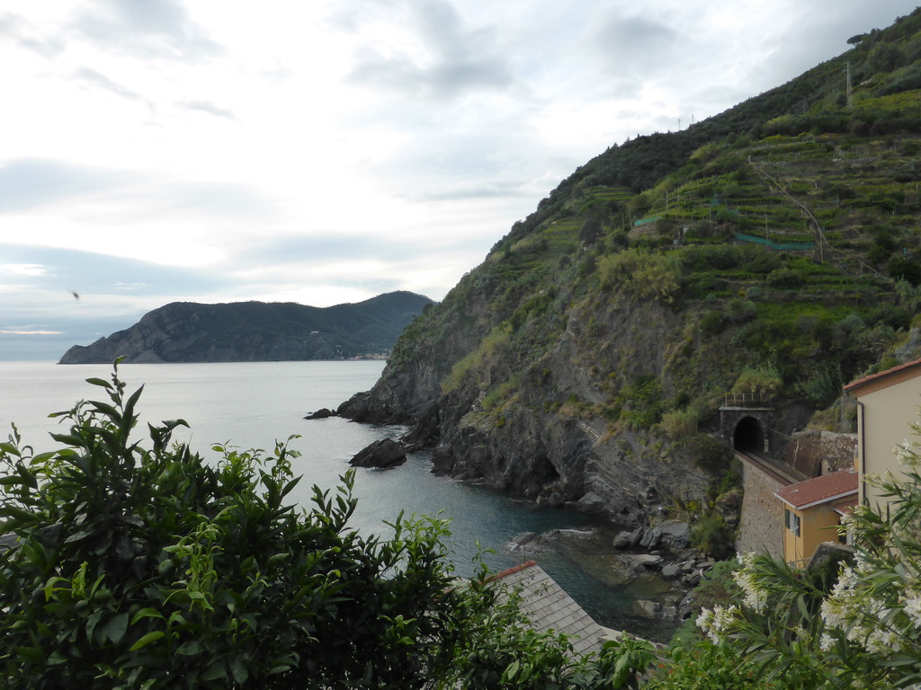 Railway and hills on the north side of Vernazza, viewed from the path to Monterosso al Mare