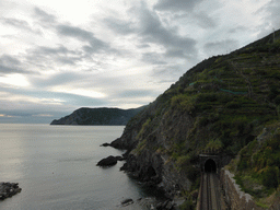 Railway and hills on the north side of Vernazza, viewed from the path to Monterosso al Mare