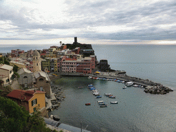 The harbour of Vernazza, the Chiesa di Santa Margherita d`Antiochia church and the Doria Castle, viewed from the path to Monterosso al Mare