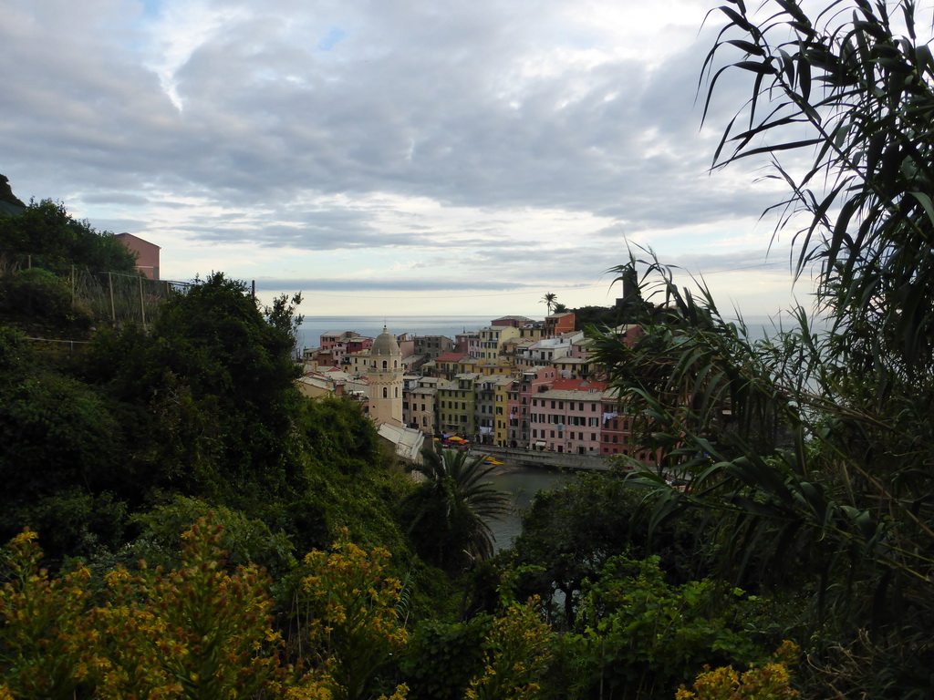 The harbour of Vernazza, the Chiesa di Santa Margherita d`Antiochia church and the Doria Castle, viewed from the path to Monterosso al Mare