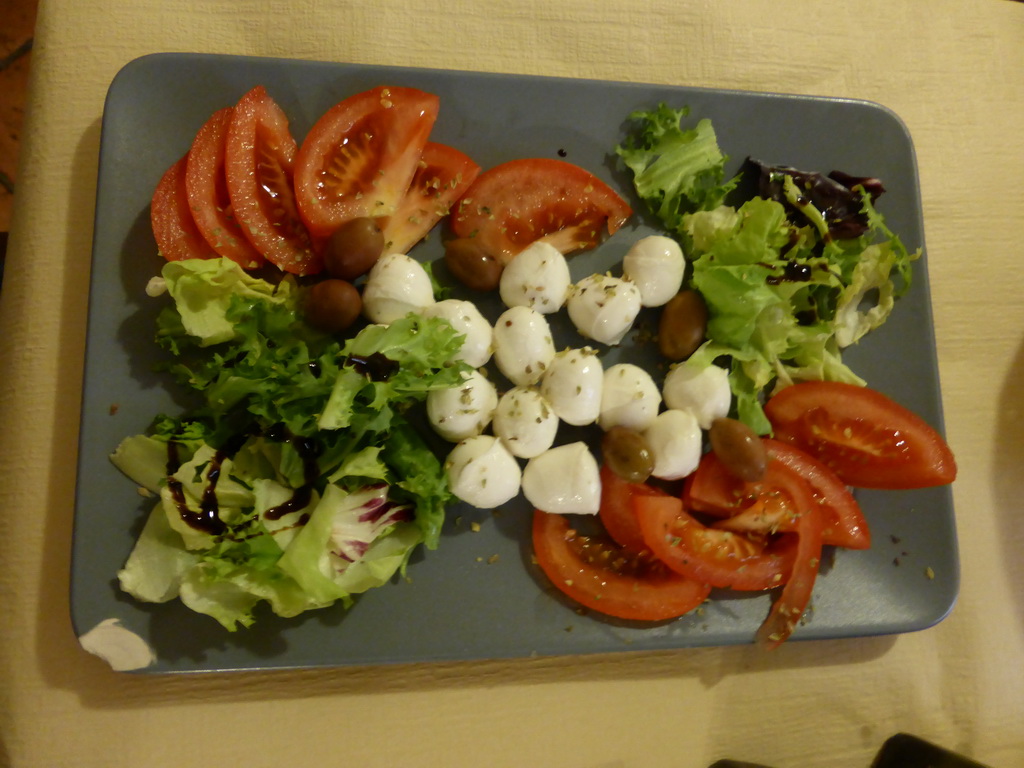 Salad at the Pizzeria da Ely restaurant at Monterosso al Mare