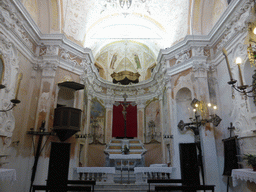 Altar and pulpit of the Oratorio Mortis et Orationis oratory at Monterosso al Mare