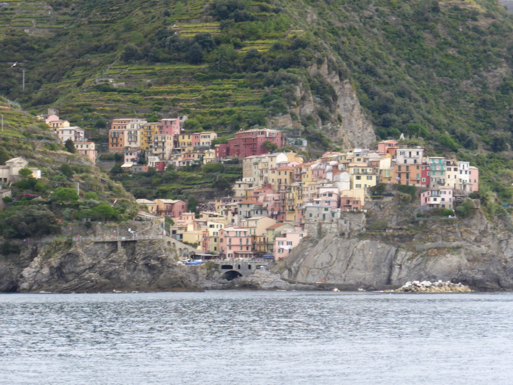 Manarola and the Punta Bonfiglio hill, viewed from the ferry from Vernazza