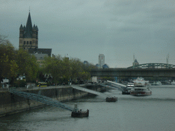 The Groß St. Martin church and the Deutzer Brücke bridge over the Rhein river