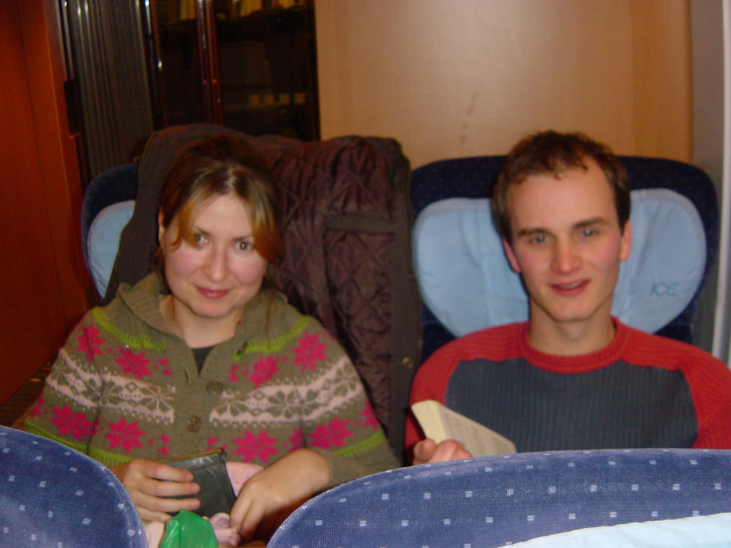 Cozmina and Rob in the ICE train from Cologne to Arnhem