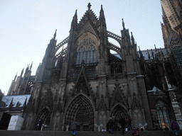 Miaomiao at the north side of the Cologne Cathedral