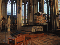 Choir and altar with the Shrine of the Three Holy Kings in the Cologne Cathedral